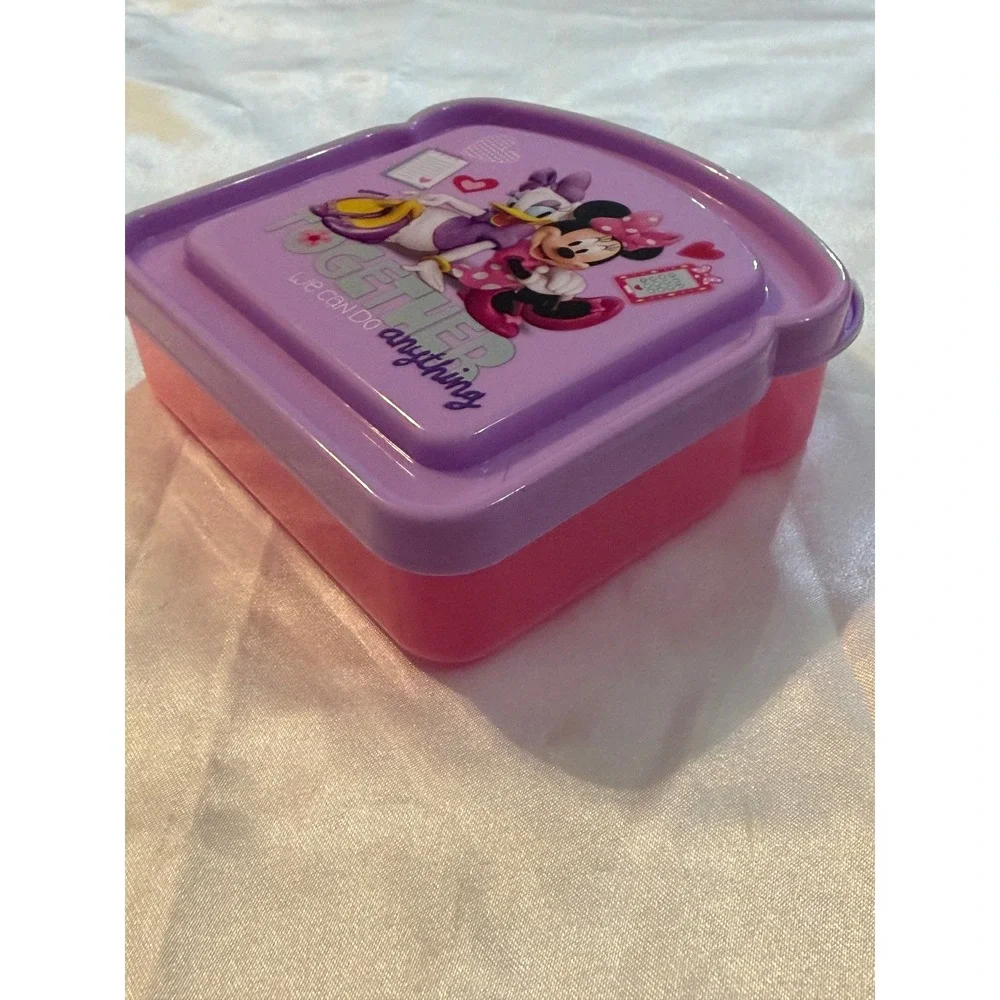 Disney Minnie Mouse Daisy Duck Sandwich Container Zak Designs Purple BPA Free